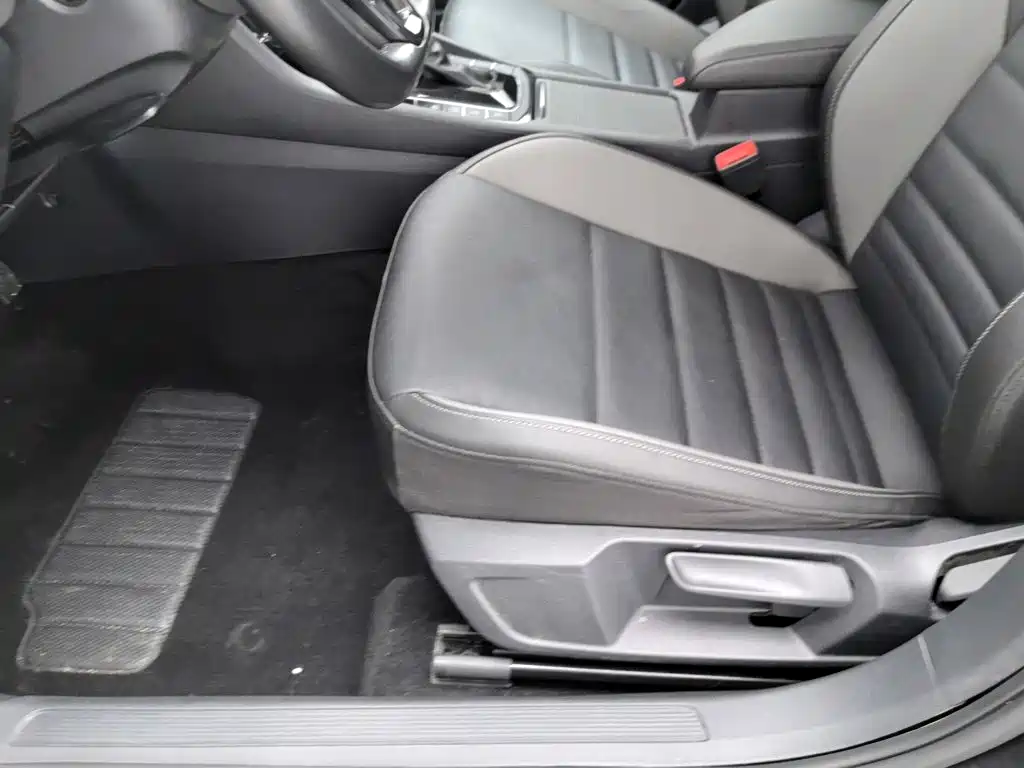 Volkswagen Sagitar — миниатюра 20