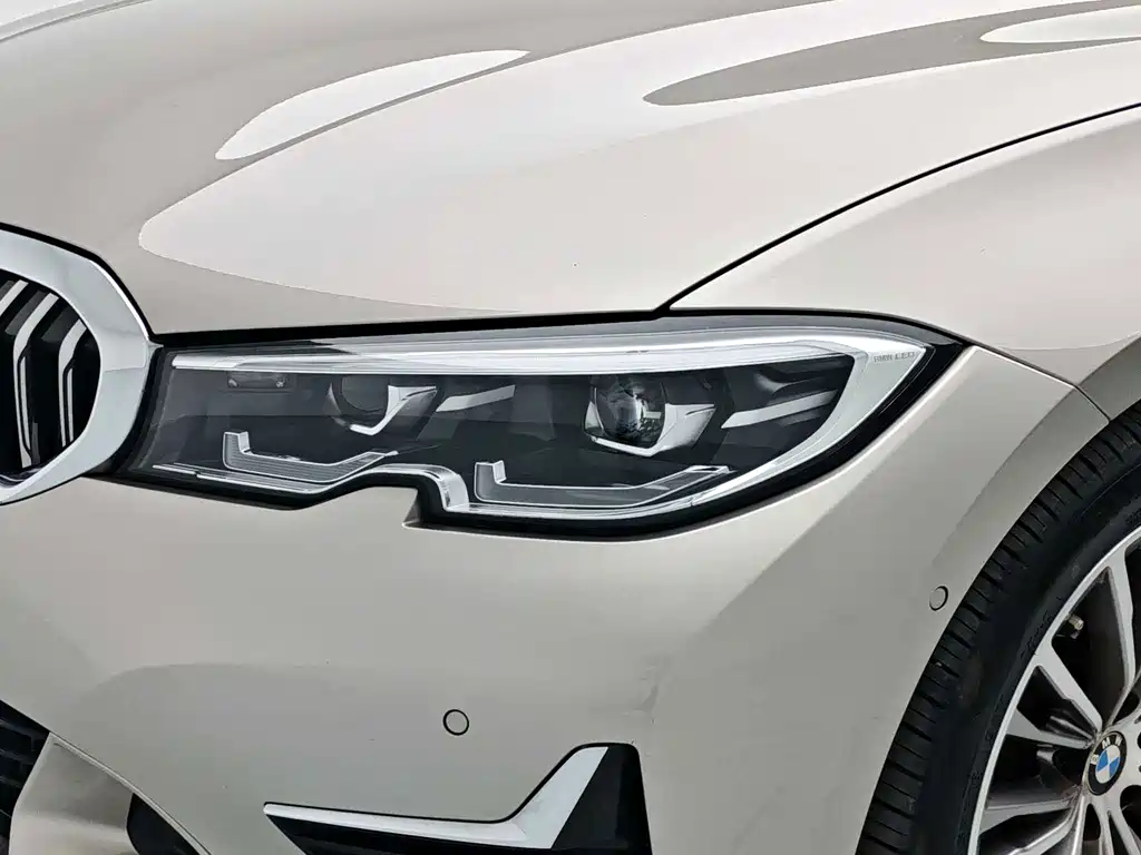 BMW 3 Series — миниатюра 18