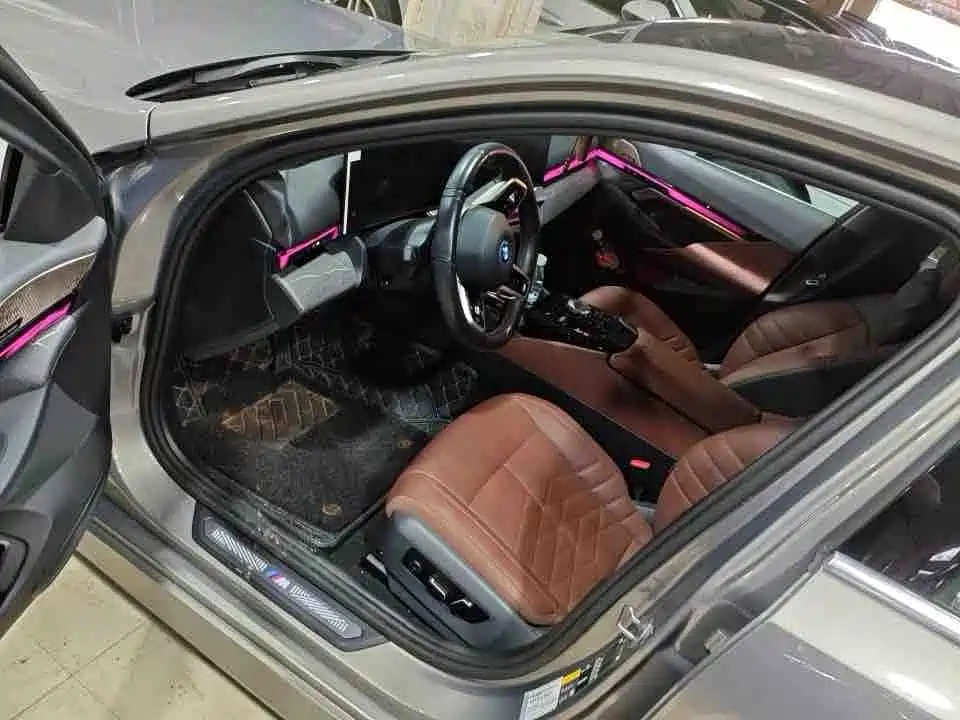 BMW i5 — миниатюра 3