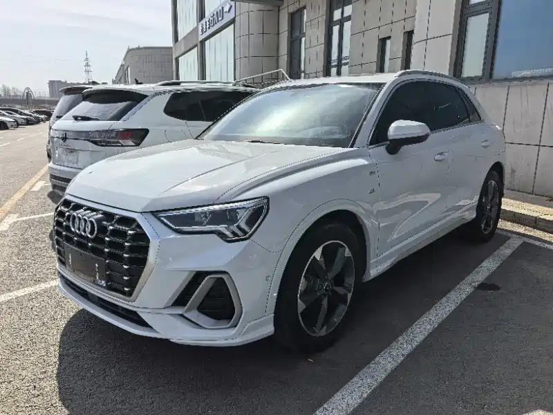Audi Q3 2022