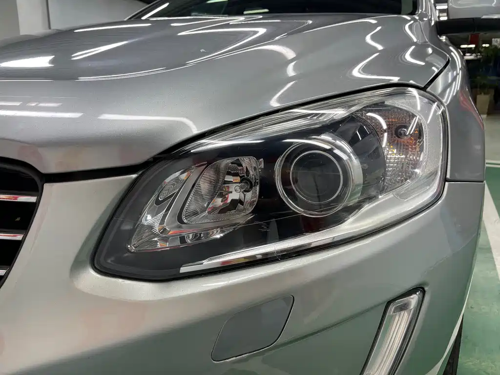 Volvo XC60 (Import) — миниатюра 27
