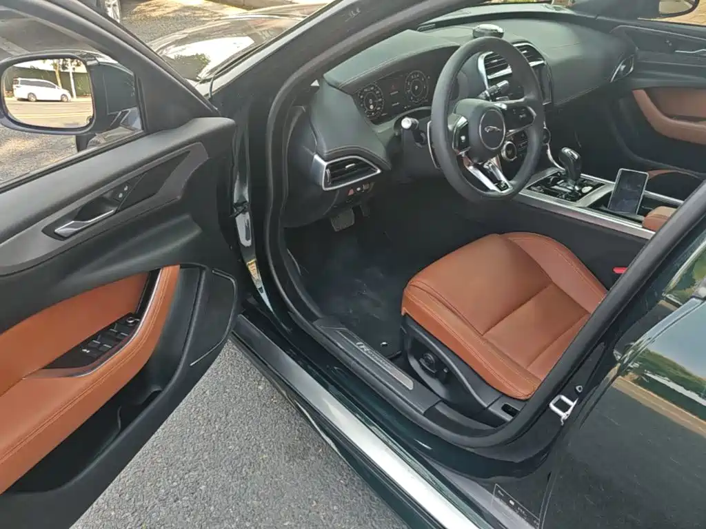 Jaguar XEL — миниатюра 16