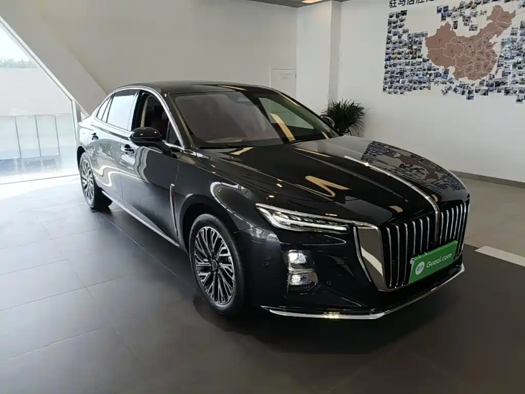 Hongqi H5 2025 2.0T AT