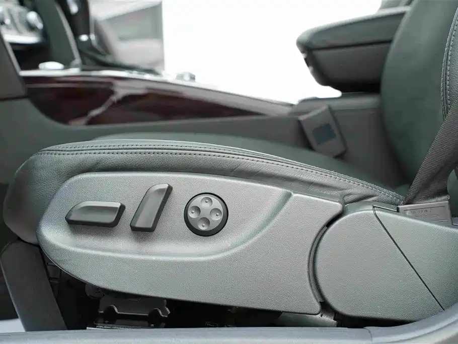 Audi A6L — миниатюра 8