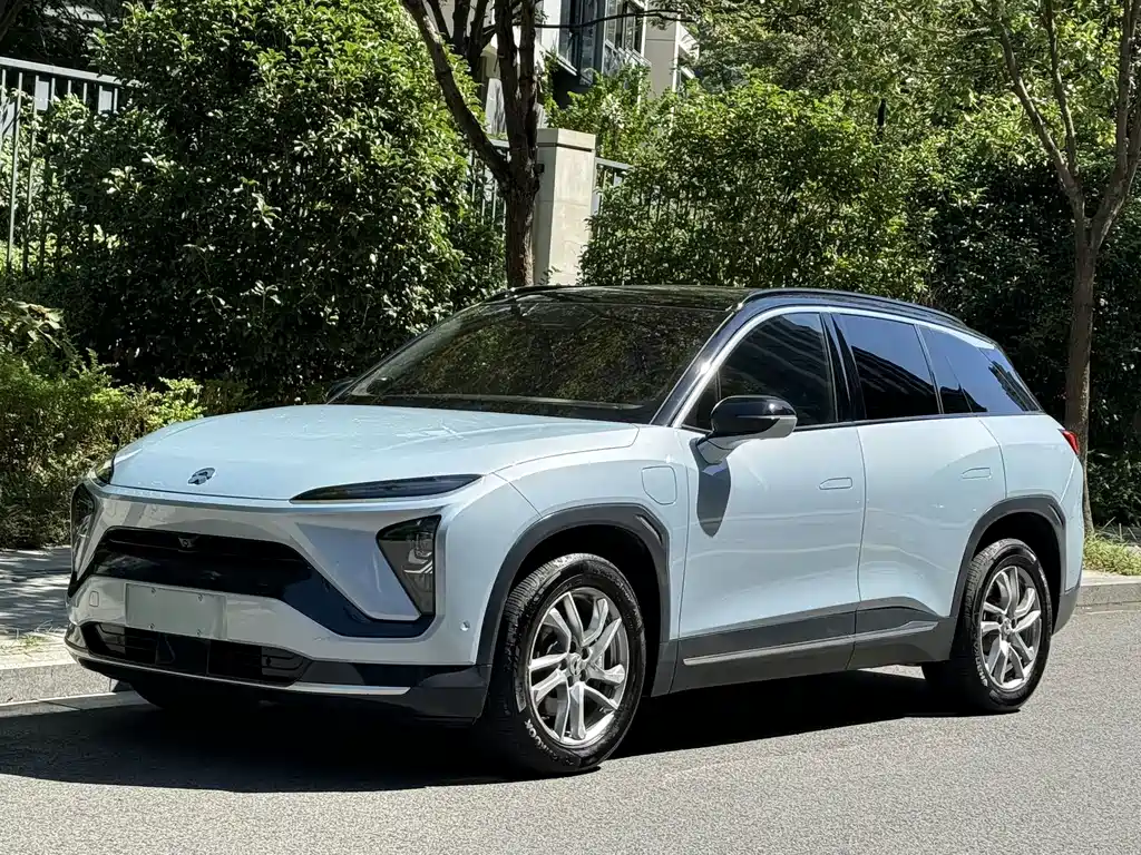 NIO ES6