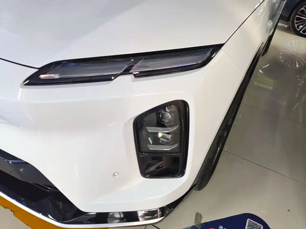 NIO EC6 — миниатюра 24