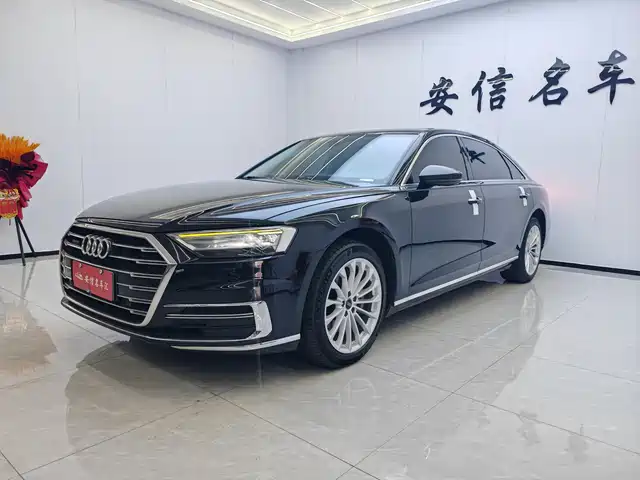 AUDI  A8 2018