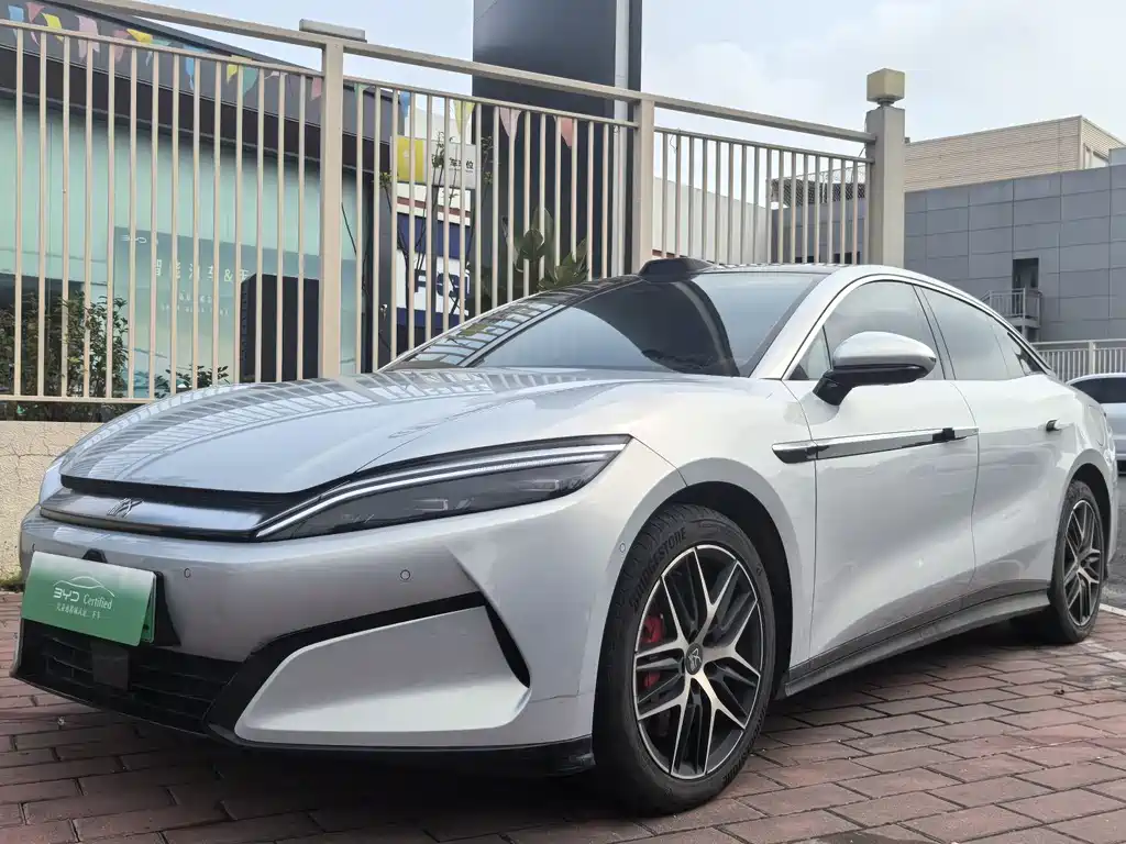 Byd 汉L 2025