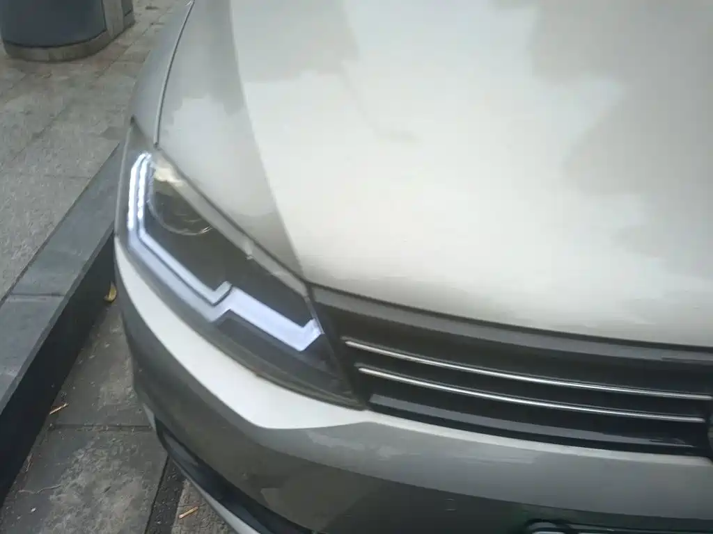 Volkswagen Sagitar — миниатюра 7