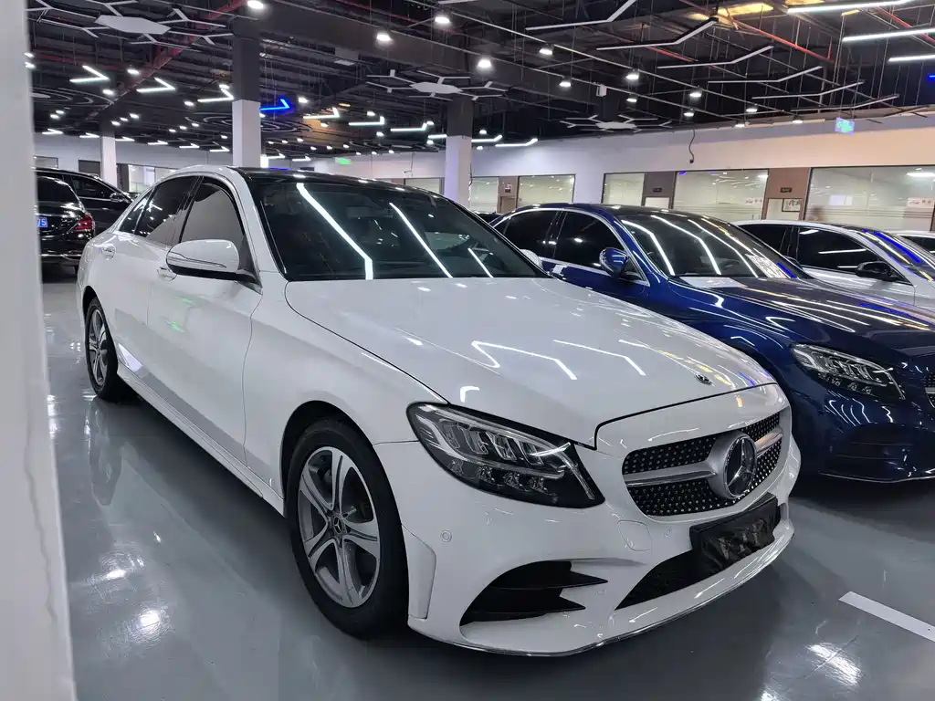 Mercedes-Benz C-Class 2020