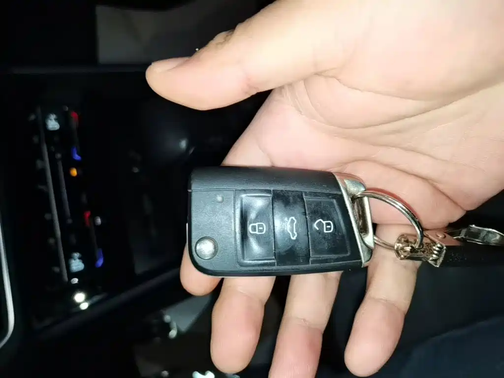 Volkswagen Tiguan X — миниатюра 9