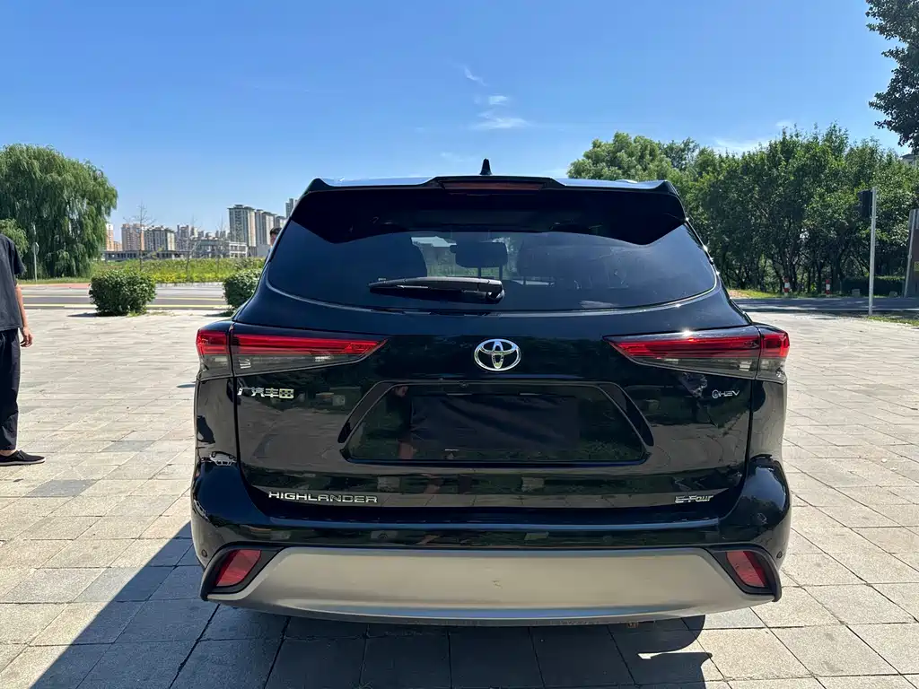 Toyota Highlander — миниатюра 8
