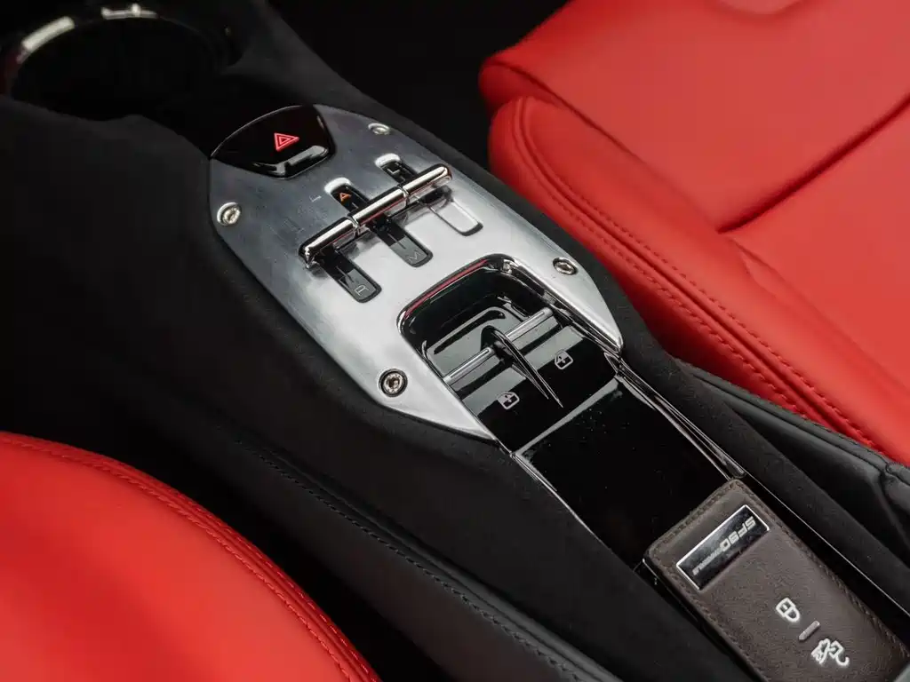 Ferrari SF90 — миниатюра 13