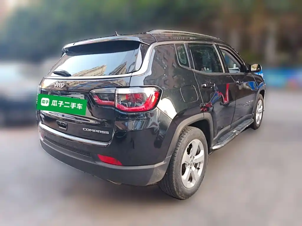 Jeep Compass — миниатюра 4
