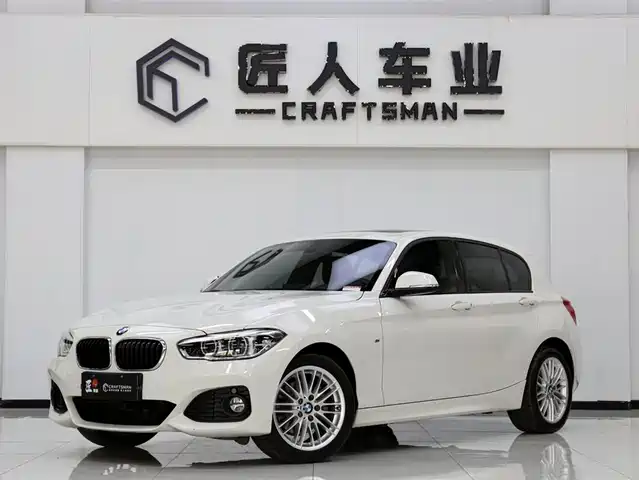 BMW 1 Series — фото 1