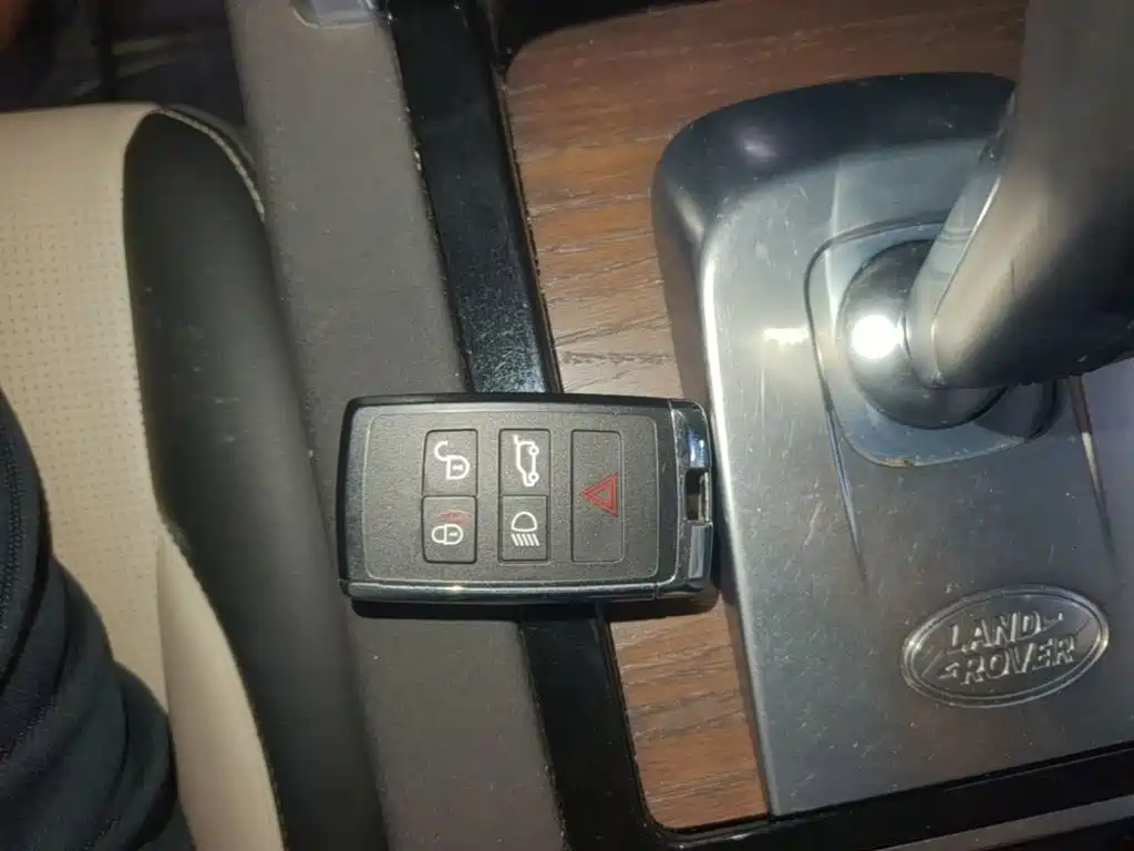 Land Rover Discovery Sport — миниатюра 9