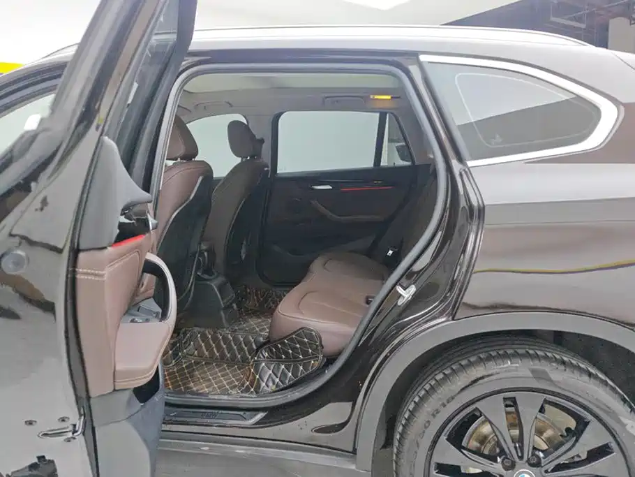BMW X1 — миниатюра 11