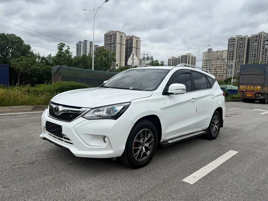 BYD Song