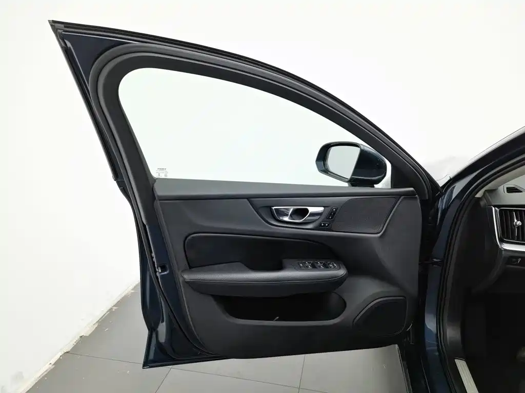 Volvo S60 — миниатюра 8