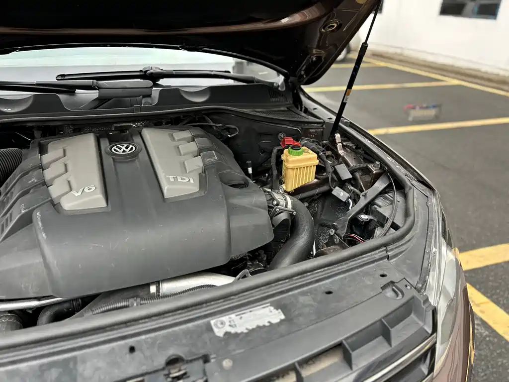 Volkswagen Touareg — миниатюра 42