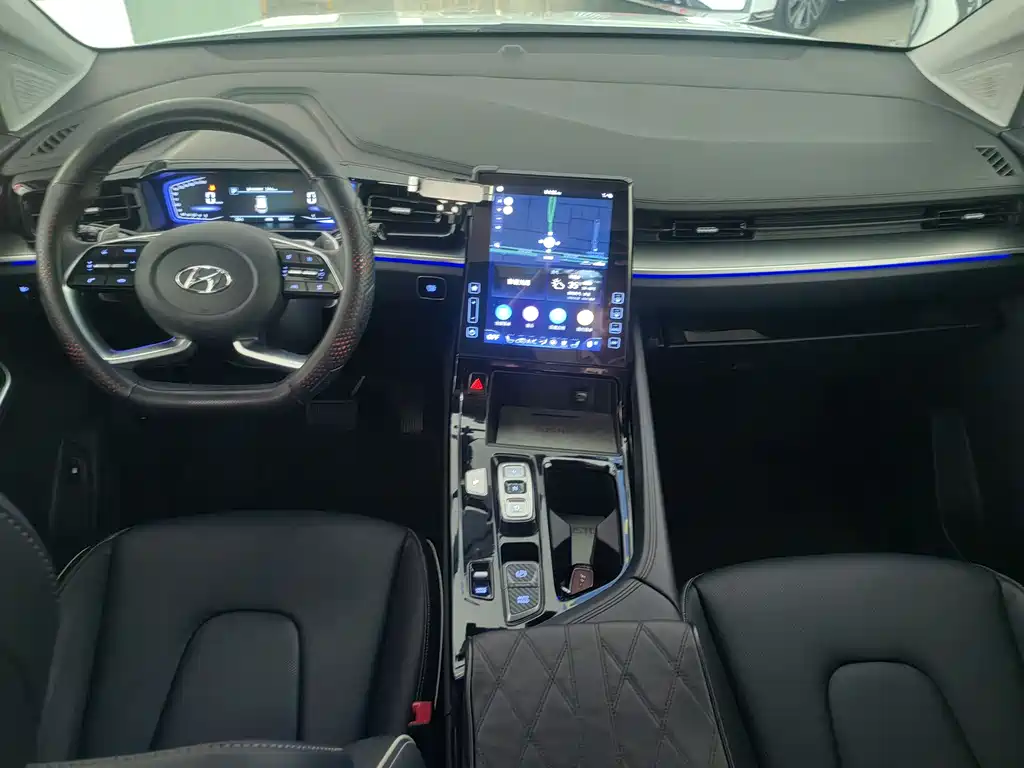 Hyundai Custo 2024 380TGDi TOP Premium Flagship