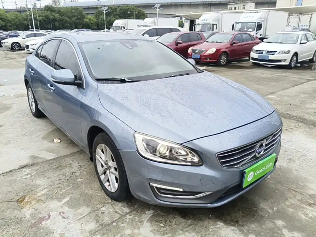 Volvo S60 — миниатюра 4