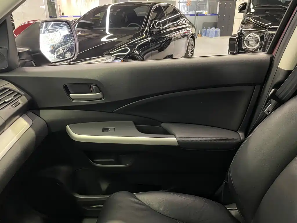 Honda CR-V — миниатюра 24