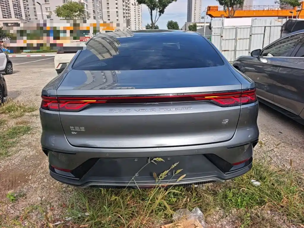 BYD Han — миниатюра 6