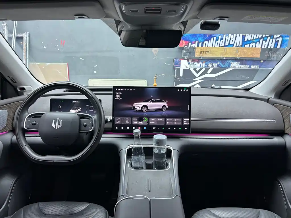 Leapmotor Leapmotor C11 — миниатюра 6