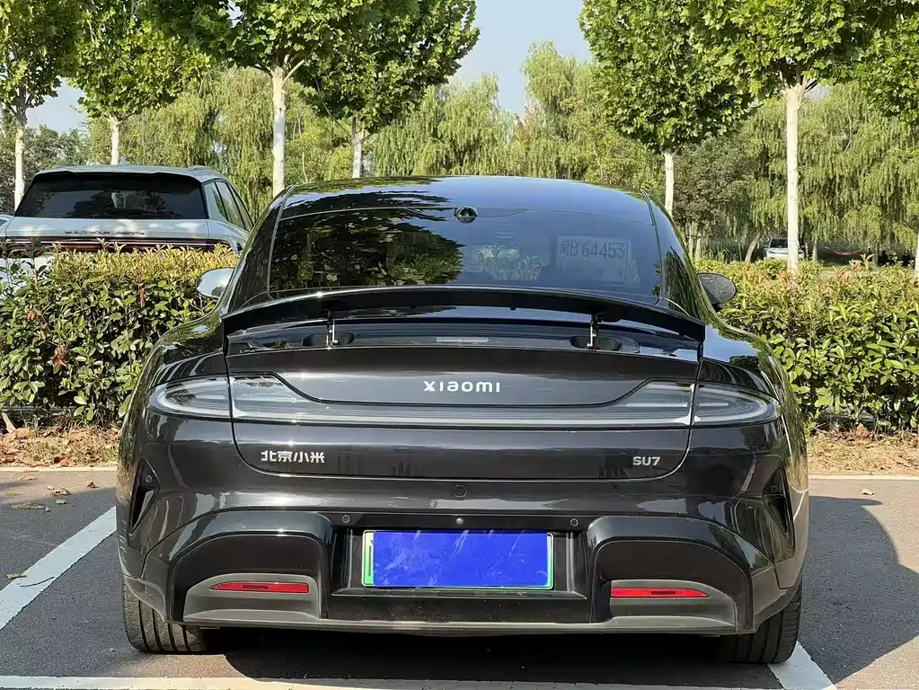 Xiaomi SU7 — миниатюра 10