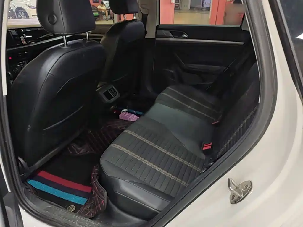 Volkswagen Lavida — миниатюра 17