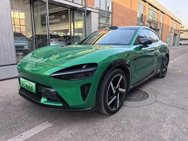 XIAOMI CAR XIAOMI YU7 2025