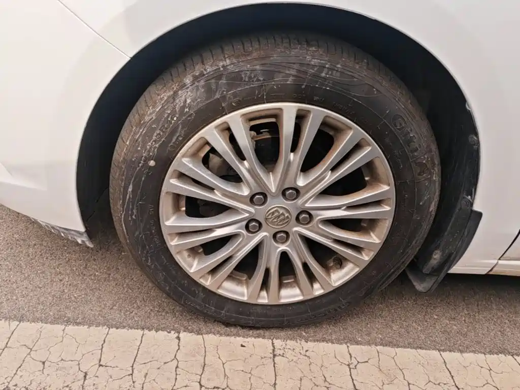 Buick Excelle — миниатюра 23