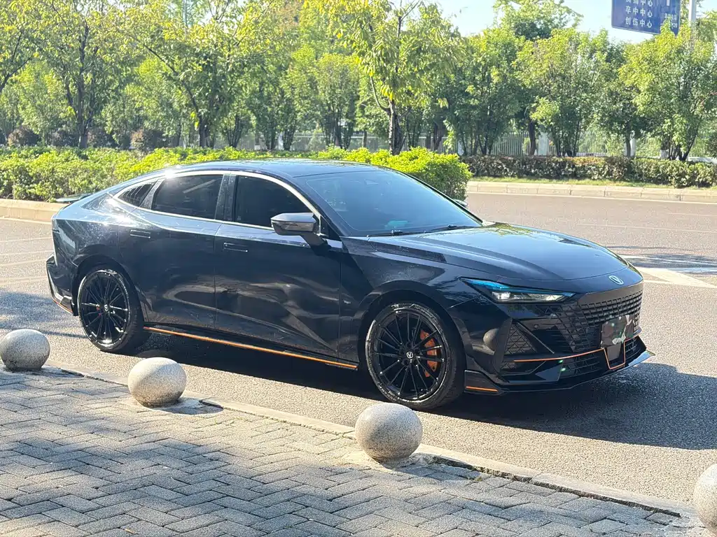 Changan UNI-V — миниатюра 4