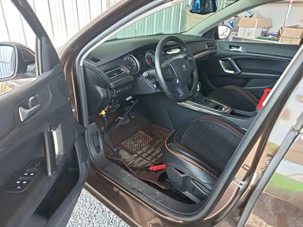 Peugeot 408 — миниатюра 16