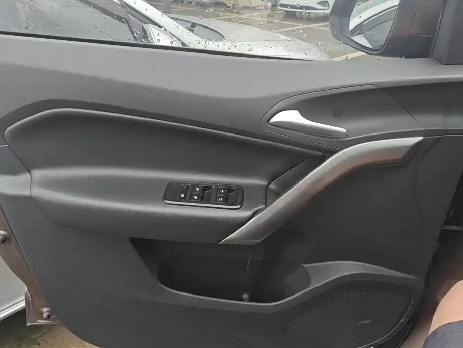 MG GS 2016 1.5TGI TST Luxury