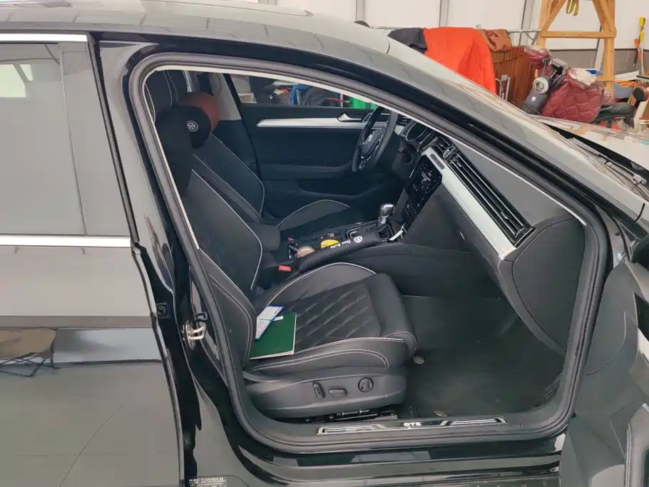 Volkswagen Magotan PHEV — миниатюра 8