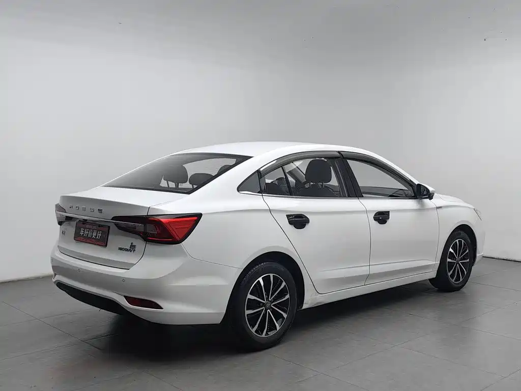 Roewe i5 — миниатюра 2