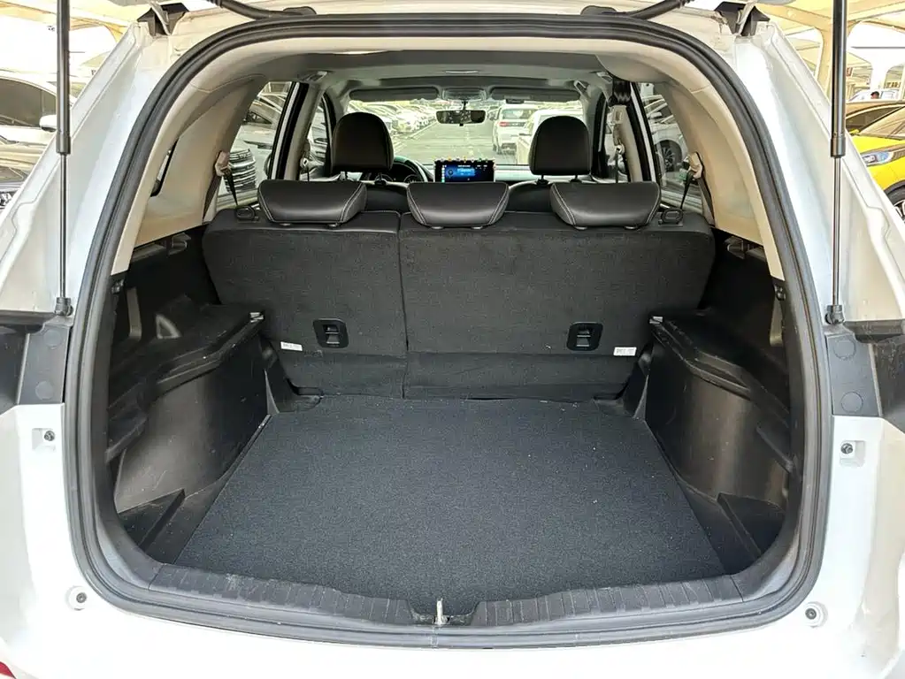 Haval M6 — миниатюра 12