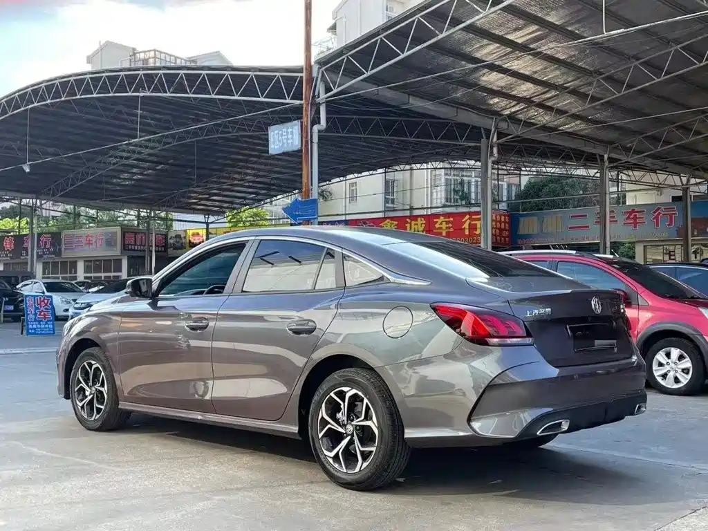 MG MG5 — миниатюра 9