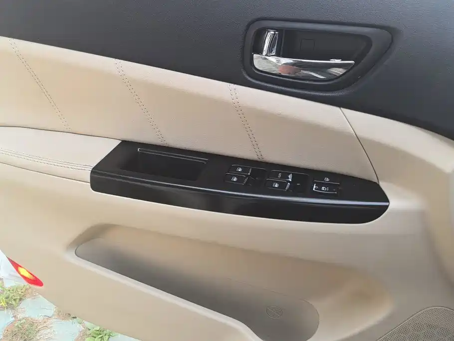 Changan Eado — миниатюра 7