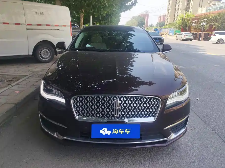 Lincoln MKZ — миниатюра 2