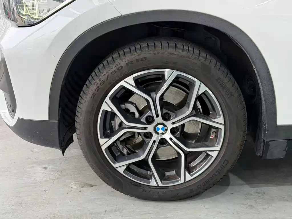 BMW X1 — миниатюра 4