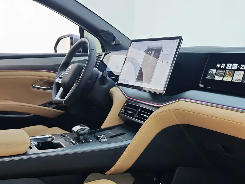 BYD L DM-i — миниатюра 11