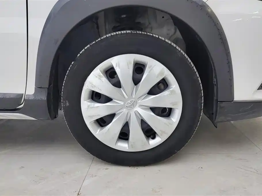 TOYOTA YARIS L ZHIXUAN