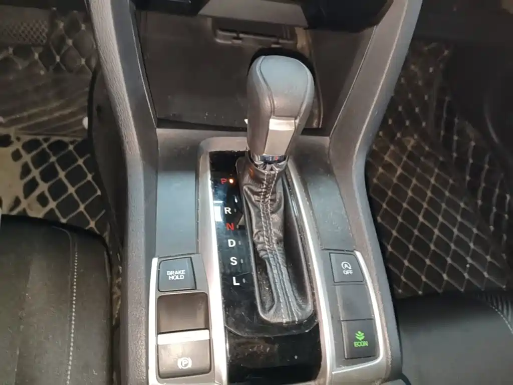 Honda Civic — миниатюра 14