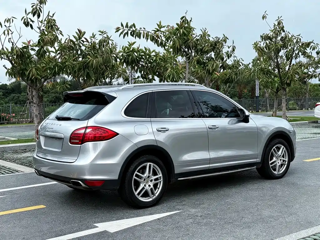 Porsche Cayenne 2011 Cayenne 3.0T