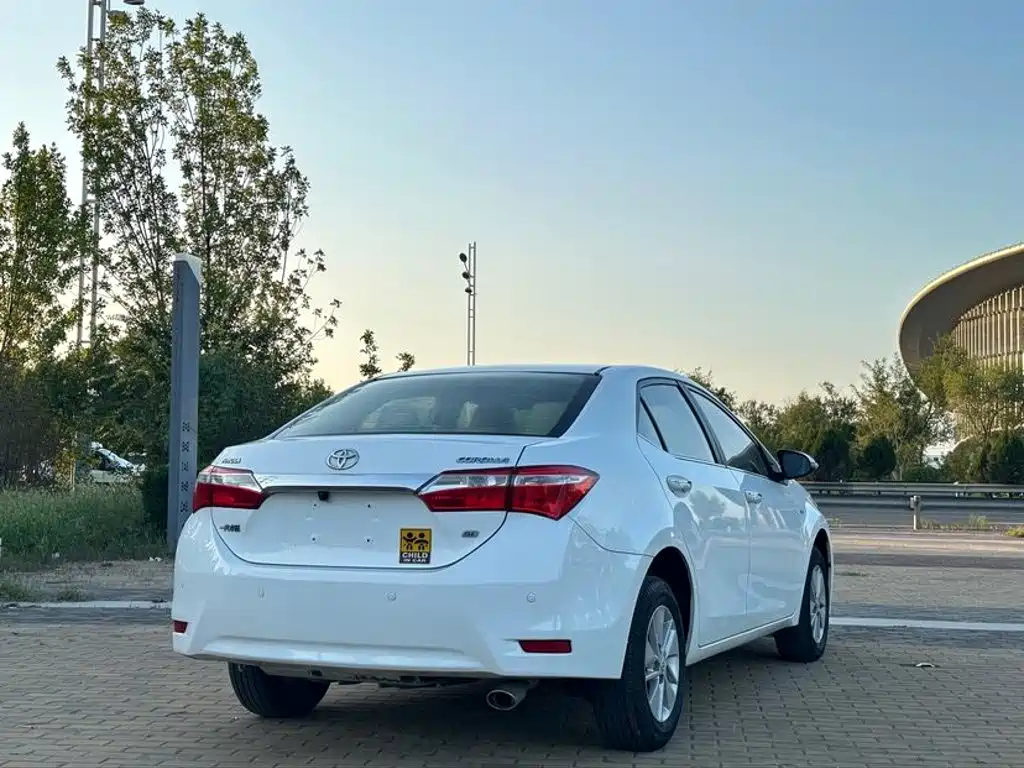 Toyota Corolla — миниатюра 4