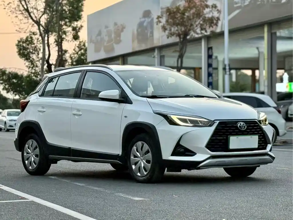 TOYOTA YARIS L ZHIXUAN