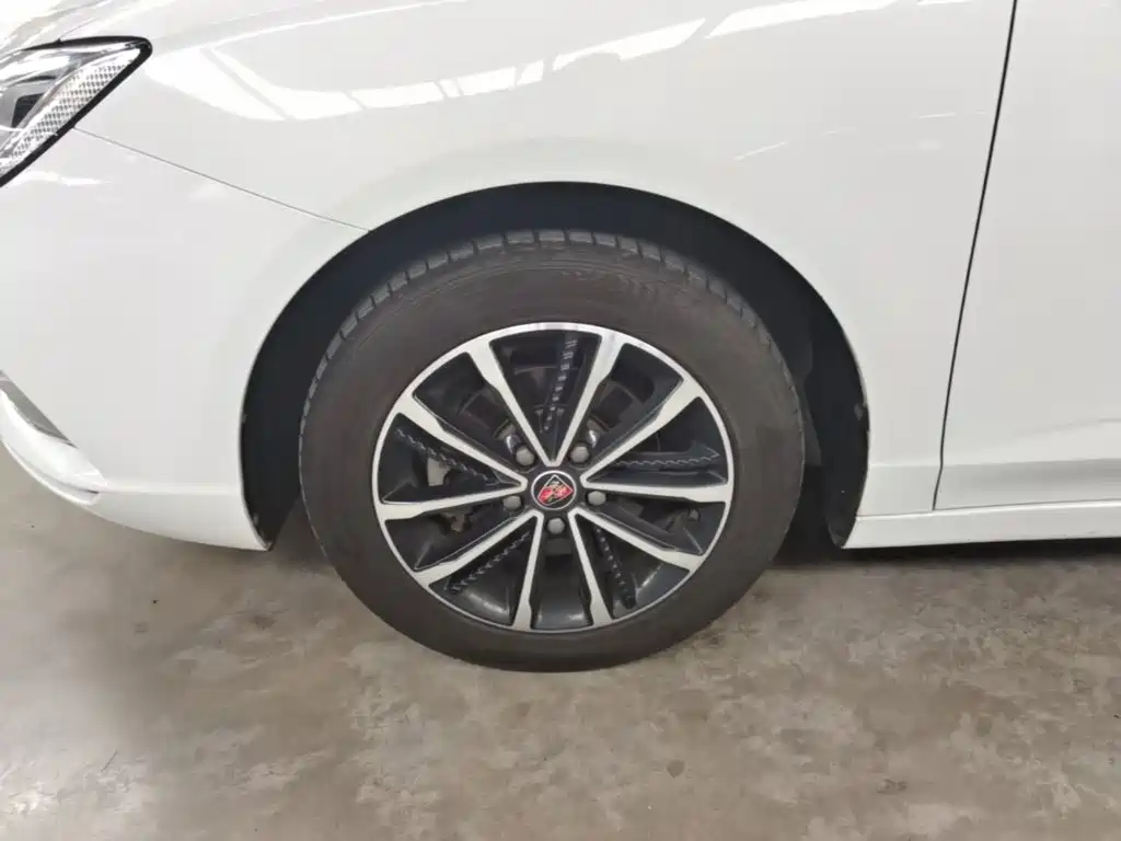 Roewe i5 — миниатюра 23